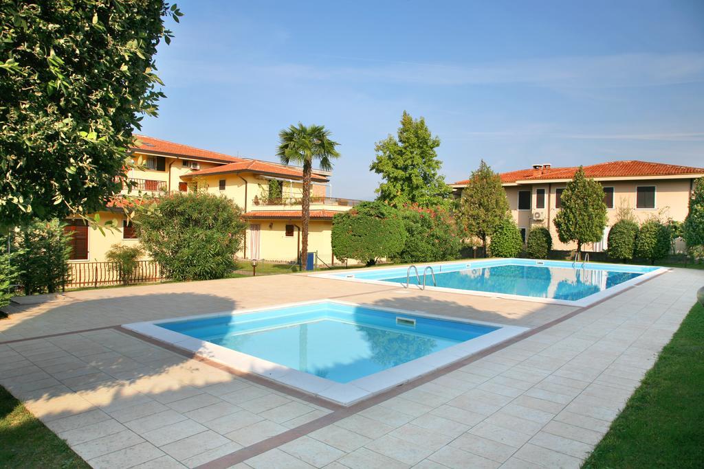 Residence Primavera Bardolino Exteriör bild